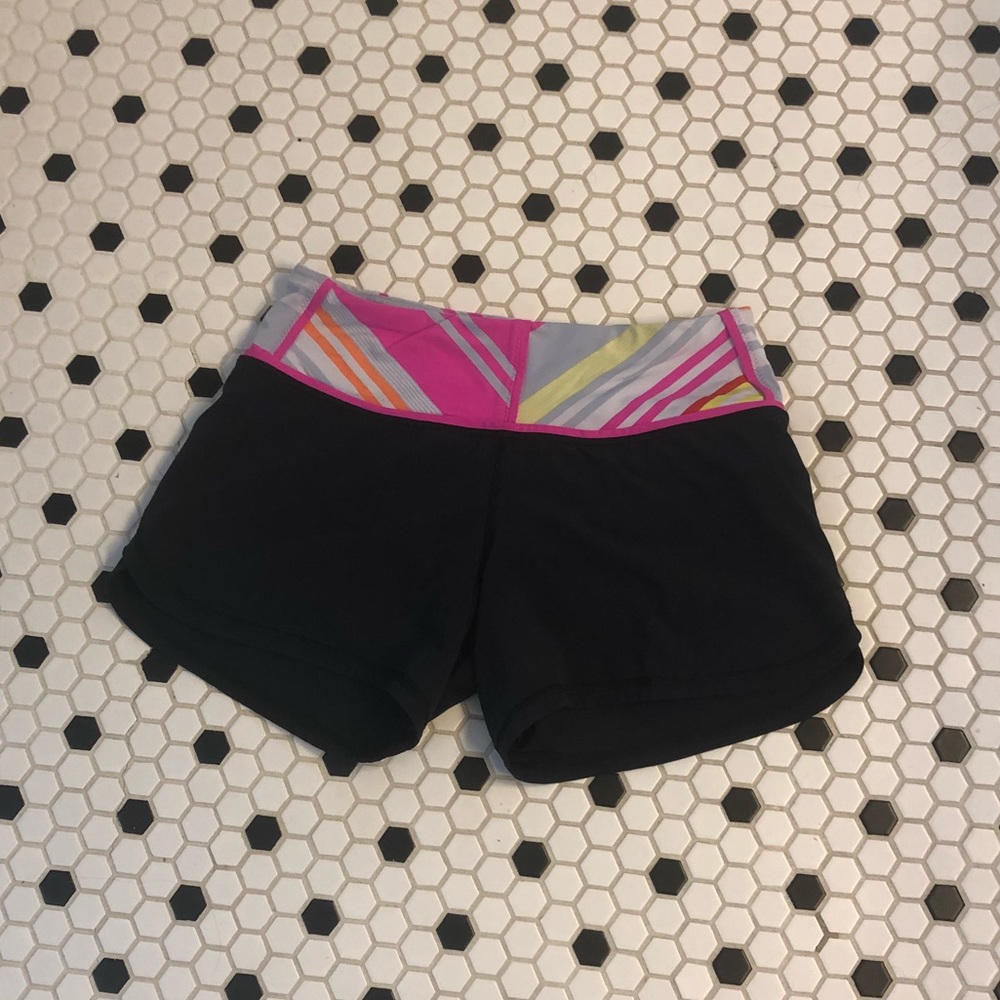 LULU Lemon running shorts!